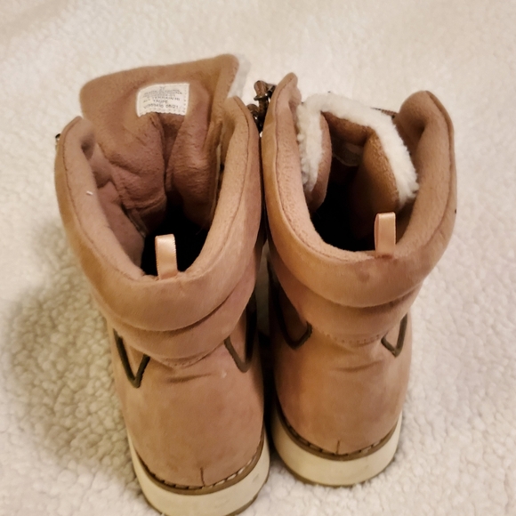 Old Navy Suade tan size 10 boots. - Picture 2 of 7